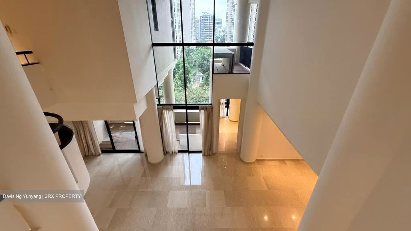The Colonnade (D10), Condominium #582731151